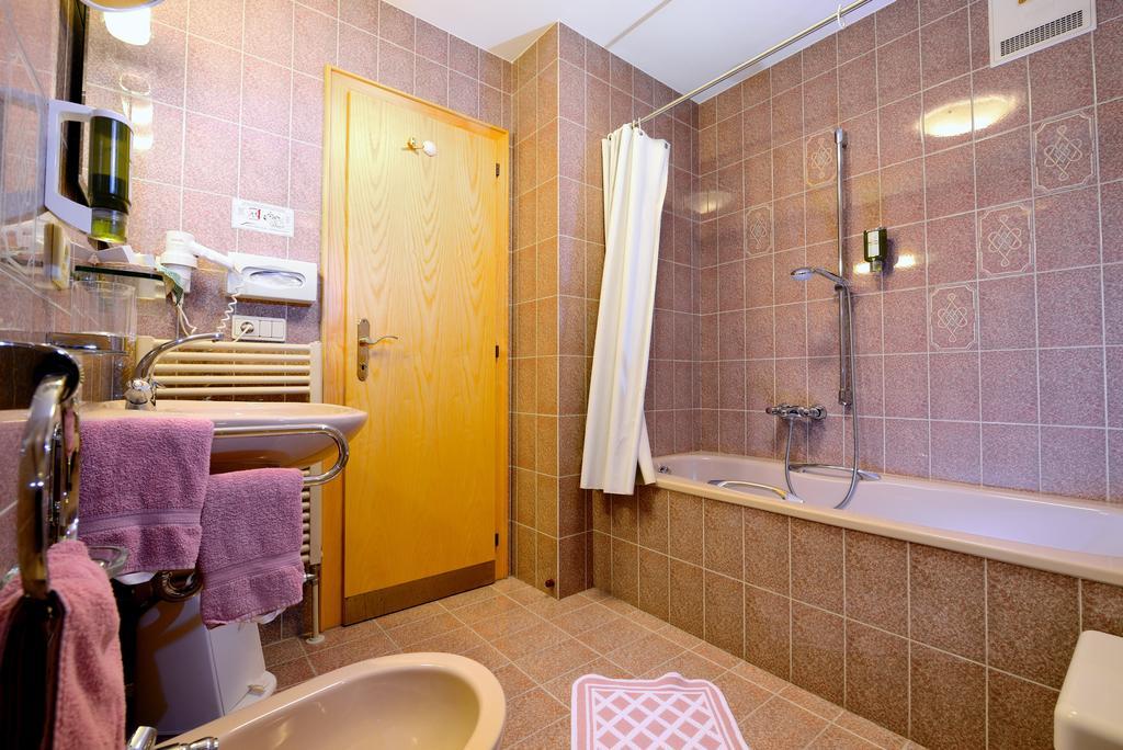 فالداورا دي سوبرا Residence Bacher الغرفة الصورة